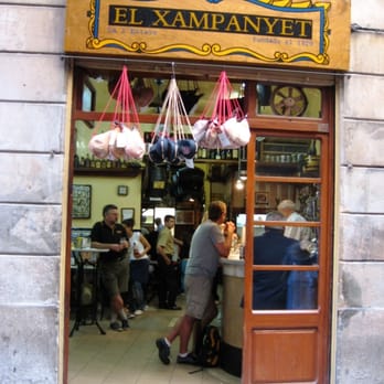 El Xampanyet - Tapas Bars Near Me - Barcelona, B El Xampanyet - Tapas Bars Near Me - Barcelona, B