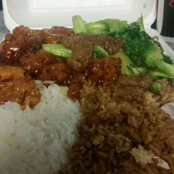 Golden Chopstix - Spicy orange chicken, beef broccoli, fried and steamed white rice. - Chinese Near Me - Corona, California Golden Chopstix - Spicy orange chicken, beef broccoli, fried and steamed white rice. - Chinese Near Me - Corona, California