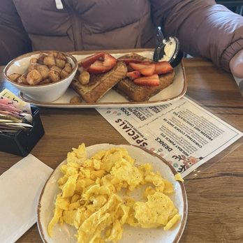 Brunches at The Pointe - Scrambled eggs, Nutella French Toast minus the Nutella and home fries - Breakfast & Brunch Near Me - Wilmington, North Carolina Brunches at The Pointe - Scrambled eggs, Nutella French Toast minus the Nutella and home fries - Breakfast & Brunch Near Me - Wilmington, North Carolina