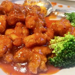 China Cuisine - General Gau's Chicken 0124 K