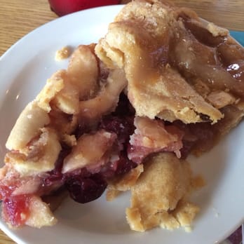 Norske Nook - Cranberry apple pie - American Near Me - Rice Lake, Wisconsin Norske Nook - Cranberry apple pie - American Near Me - Rice Lake, Wisconsin