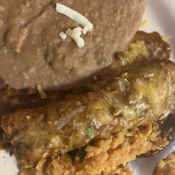 Taqueria Los Reyes - Refried Beans Rice oh never Chicken Enchiladas - Mexican Near Me - Houston, Texas
