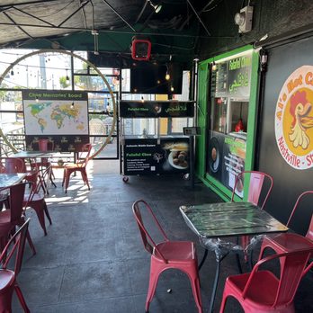 Al's Hot Chicken - Patio - Chicken Shop Near Me - Los Angeles, California