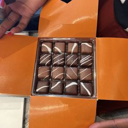 V Chocolates