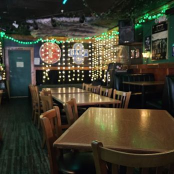 Dubliner Irish Pub & Restaurant - Bandstand - Music Venues Near Me - Phoenix, Arizona