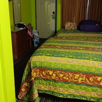 Executive Inn - Hotels Near Me - Dimmitt, Texas