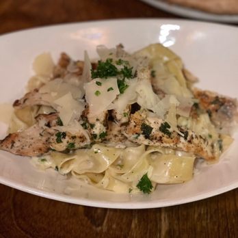 Pacci's Trattoria & Pasticceria - Chicken Alfredo - Italian Near Me - Silver Spring, Maryland Pacci's Trattoria & Pasticceria - Chicken Alfredo - Italian Near Me - Silver Spring, Maryland