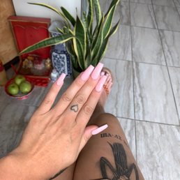 Full set matching toes