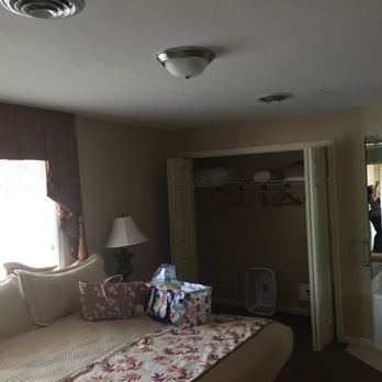 Vacation Village in the Berkshires - Resorts Near Me - Hancock, Massachusetts
