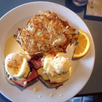 Avenue Bread & Deli - James St - Traditional Benedict! So good! - Delis Near Me - Bellingham, Washington Avenue Bread & Deli - James St - Traditional Benedict! So good! - Delis Near Me - Bellingham, Washington