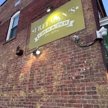 Freeman's Grub & Pub - Exterior of building - New American Near Me - Greensboro, North Carolina
