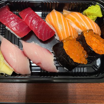 Domo Cafe Kahala - Menu item, B10 - Sushi Bars Near Me - Honolulu, Hawaii Domo Cafe Kahala - Menu item, B10 - Sushi Bars Near Me - Honolulu, Hawaii