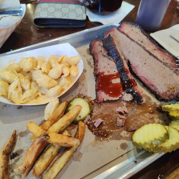 Hoodoo Brown BBQ - Dry ass Brisket. - Barbeque Near Me - Ridgefield, Connecticut