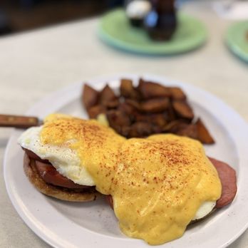 Li'l Miner Diner - Eggs Benedict - $14 - Diners Near Me - Gold Canyon, Arizona Li'l Miner Diner - Eggs Benedict - $14 - Diners Near Me - Gold Canyon, Arizona