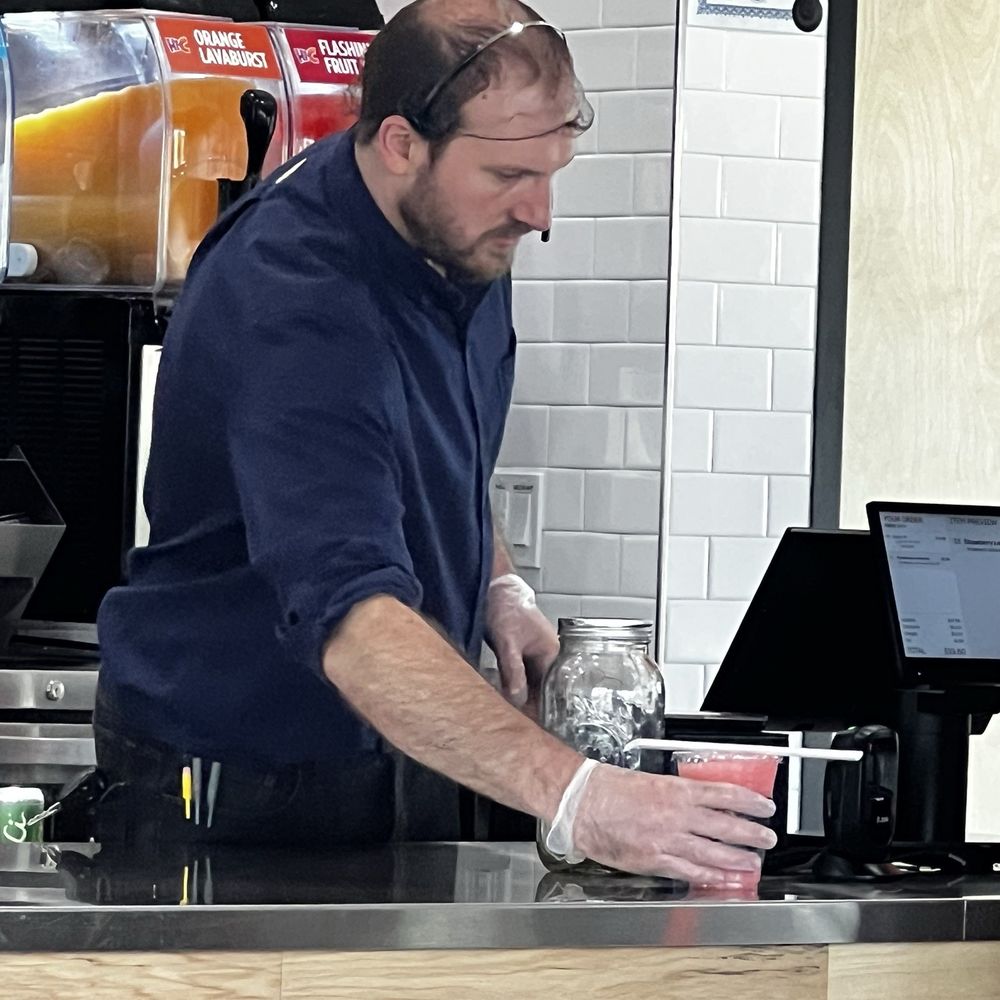 workers touching money and then handling people's food with same gloves