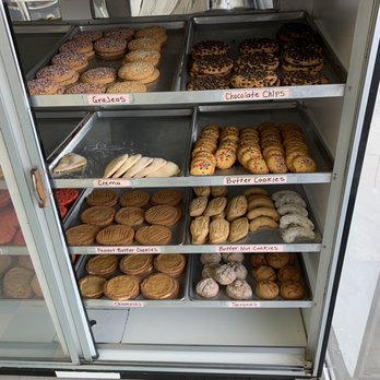 El Rey Bakery - The pan dulce is scrumptious. - Bakeries Near Me - Pico Rivera, California El Rey Bakery - The pan dulce is scrumptious. - Bakeries Near Me - Pico Rivera, California