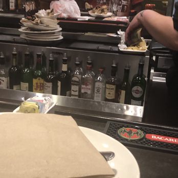 Applebee's Grill + Bar - Dirty bar - American Near Me - Dover, Delaware