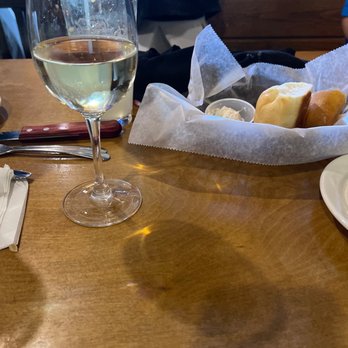Texas Roadhouse - Pinot and rolls - Steakhouses Near Me - Sandy, Utah
