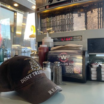 Whately Diner - Jukeboxes - Diners Near Me - Whately, Massachusetts