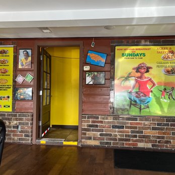 Jamaican Jerk Stop - Having some jerk chicken and curry chicken today. - Caribbean Near Me - McAllen, Texas Jamaican Jerk Stop - Having some jerk chicken and curry chicken today. - Caribbean Near Me - McAllen, Texas