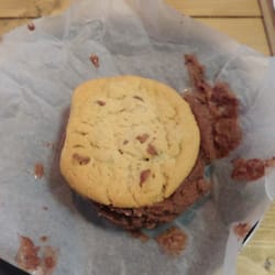 Baila Coffee & Vinyl - Deep Funk Ice Cream Sandwich