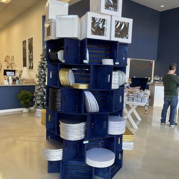 Cake Art - Baking acessories - Desserts Near Me - San Antonio, Texas
