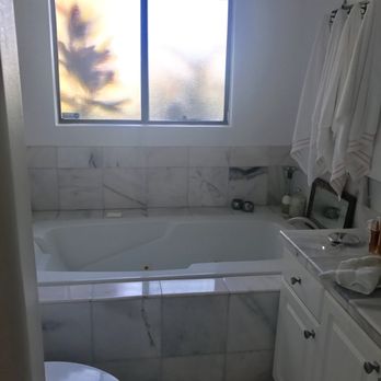 F&A Construction - Bathroom Before - 3 - General Contractors Near Me