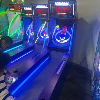 Great Wolf Lodge - Arcade - Water Parks Near Me - Perryville, Maryland