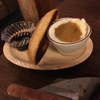 Chris' & Pitt's - Side order that goes with steak. Mash and garlic bread with au dip. - Barbeque Near Me - Downey, California