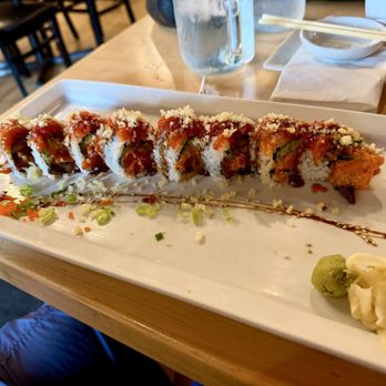 Jaku North - Spicy Tuna Roll Spicy Tuna Roll - Sushi Bars Near Me - Grand Rapids, Michigan