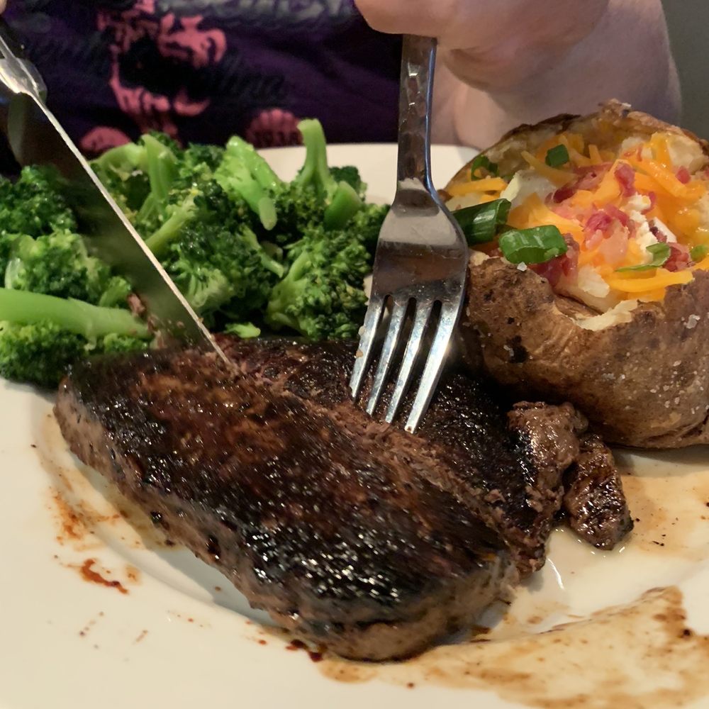 LongHorn Steakhouse - 8oz Renegade Sirloin* with baked potato and broccoli. - Steakhouses Near Me - Hickory, North Carolina LongHorn Steakhouse - 8oz Renegade Sirloin* with baked potato and broccoli. - Steakhouses Near Me - Hickory, North Carolina