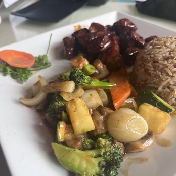 Shiso Japanese Restaurant - Lunch Steak hibachi - Sushi Bars Near Me - Mobile, Alabama