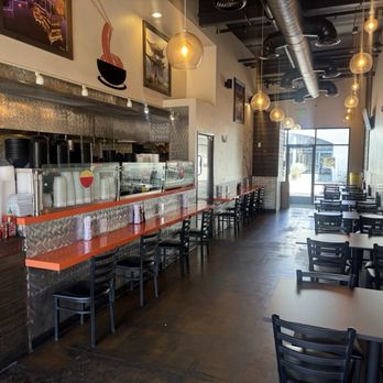Hyshinu - Inside seating view - Ramen Near Me - El Cajon, California