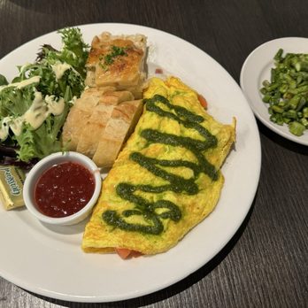 Creme De La Crepe - Omelet de Provence with asparagus on the side. - Creperies Near Me - Rolling Hills Estates, California