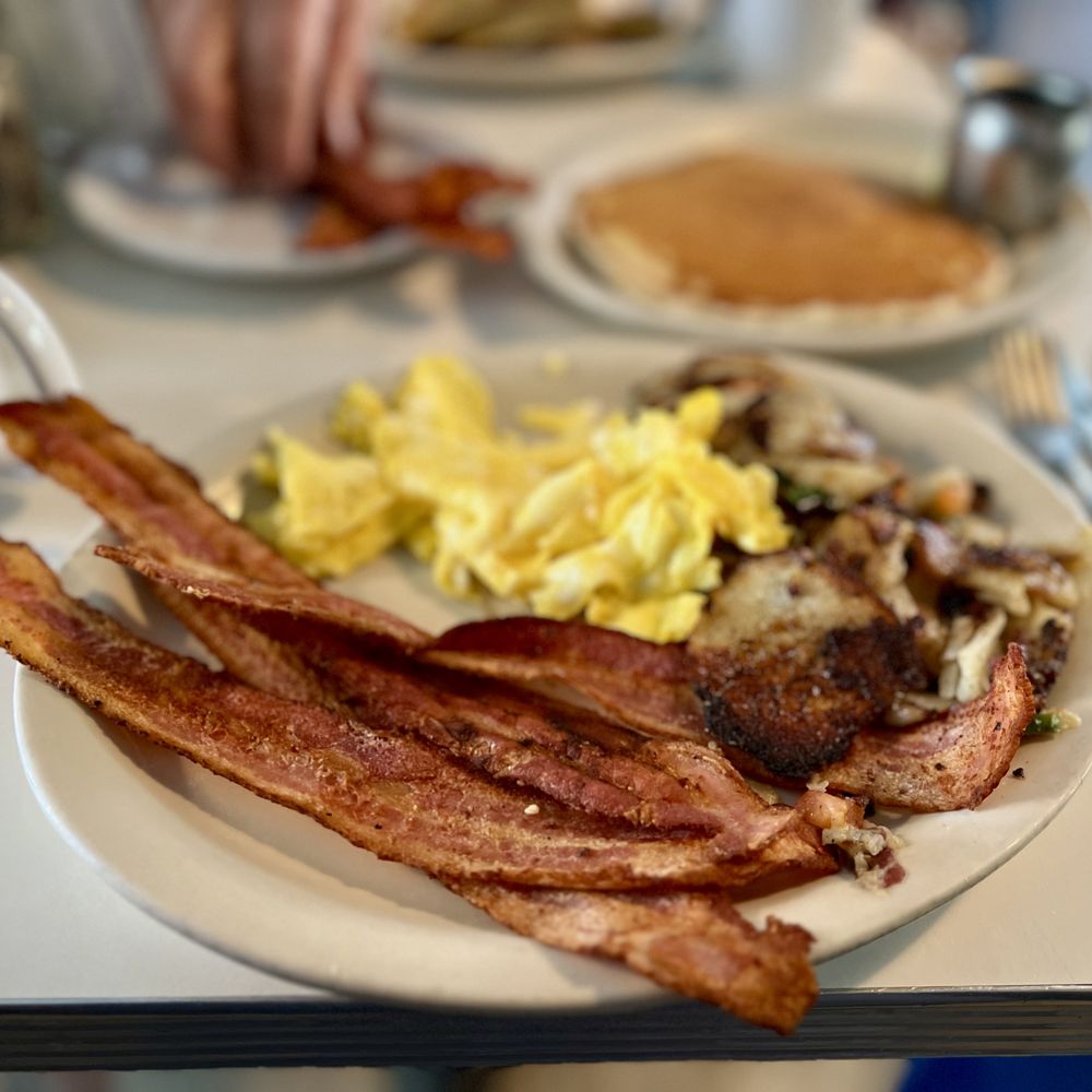 Cracker Box Restaurant - Bacon and Eggs - American Near Me - Carson City, Nevada Cracker Box Restaurant - Bacon and Eggs - American Near Me - Carson City, Nevada