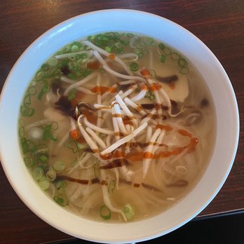 Siam Zap pho - Pho Ga - medium size - Vietnamese Near Me - Chapel Hill, North Carolina