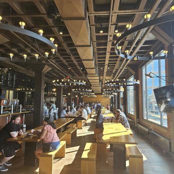 Harpoon Brewery - Indoor beer hall - Breweries Near Me - Boston, Massachusetts