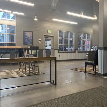 Mister Car Wash - Inside as you wait for your car to be cleaned inside. - Car Wash Near Me - American Fork, Utah Mister Car Wash - Inside as you wait for your car to be cleaned inside. - Car Wash Near Me - American Fork, Utah