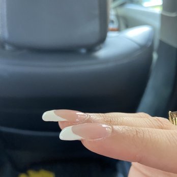 Bliss Nails - very lumpy and thick - Nail Salons Near Me - Chicago, Illinois