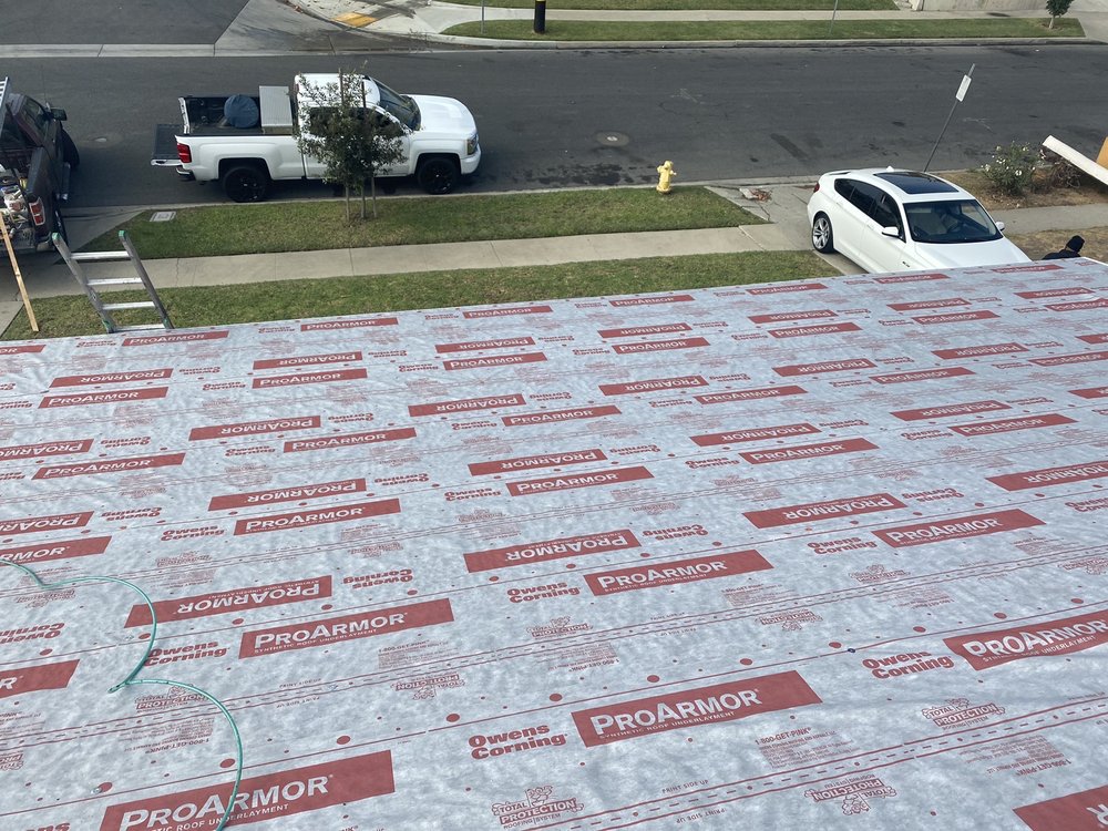 Slide of Gonzalez Roofing