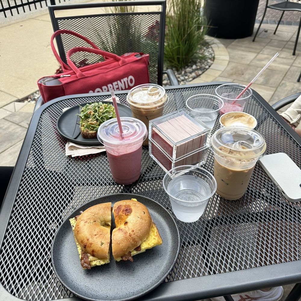 Lincoln House - Build your own breakfast sandwich. Outdoor seating. - Coffee & Tea Near Me - Huntley, Illinois Lincoln House - Build your own breakfast sandwich. Outdoor seating. - Coffee & Tea Near Me - Huntley, Illinois