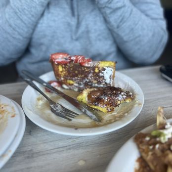 Loaded Cafe - Breakfast & Brunch Near Me - Gardena, California