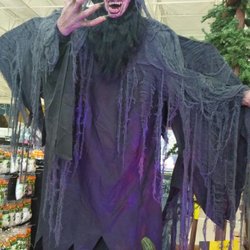 Spirit Halloween
