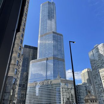Chicago River - Boating Near Me - Chicago, Illinois