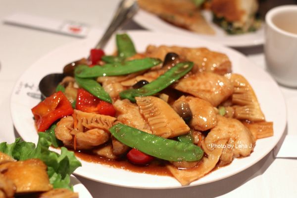 Mu Lan Taiwanese Restaurant (Cambridge) by null