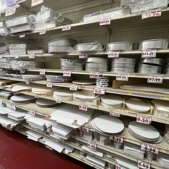Derian's Party Warehouse - Cake supplies - Party Supplies Near Me - Montebello, California