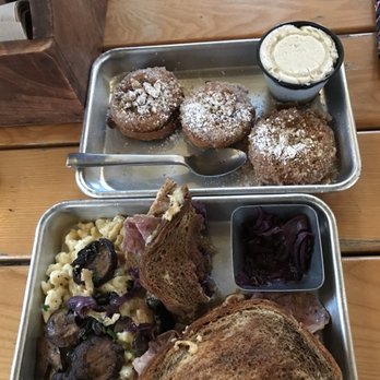 Gemüt Biergarten - Beer Gardens Near Me - Columbus, Ohio