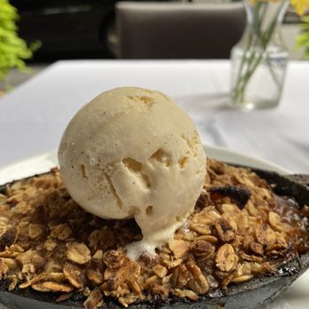 Madison & Vine - Peach Cobbler - New American Near Me - New York, New York Madison & Vine - Peach Cobbler - New American Near Me - New York, New York