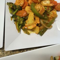 Delicias Salvadorenas - Grilled shrimp