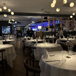Saly G's Restaurant And Tavern - Nice atmosphere!